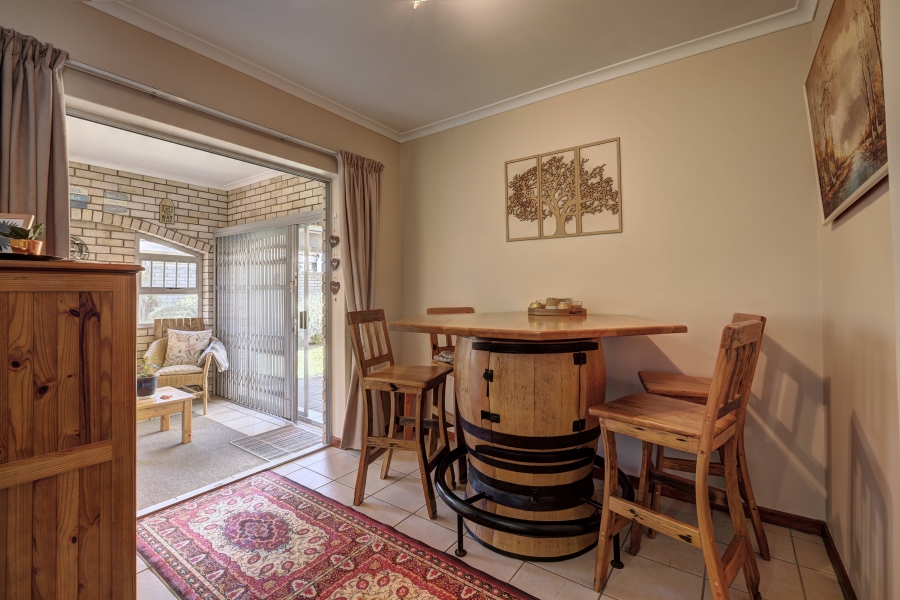 3 Bedroom Property for Sale in Summerstrand Eastern Cape